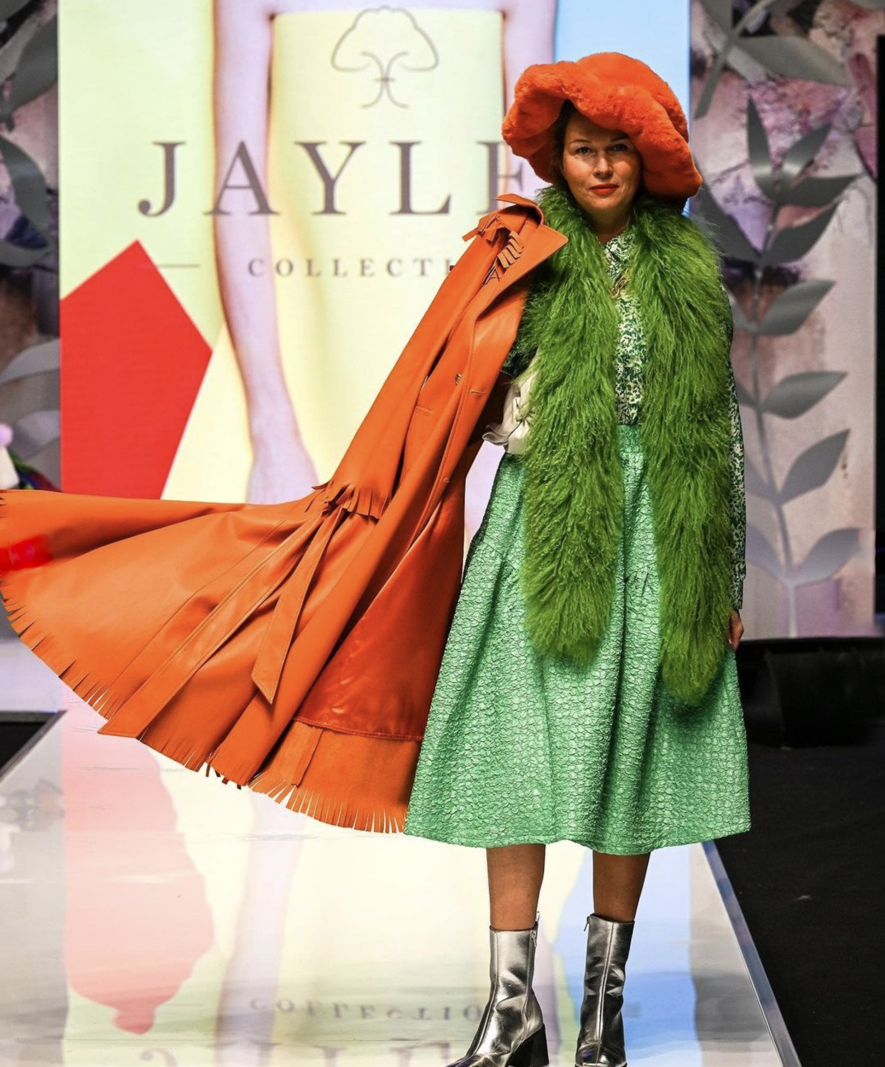 Green Long Mongolian Fur Scarf