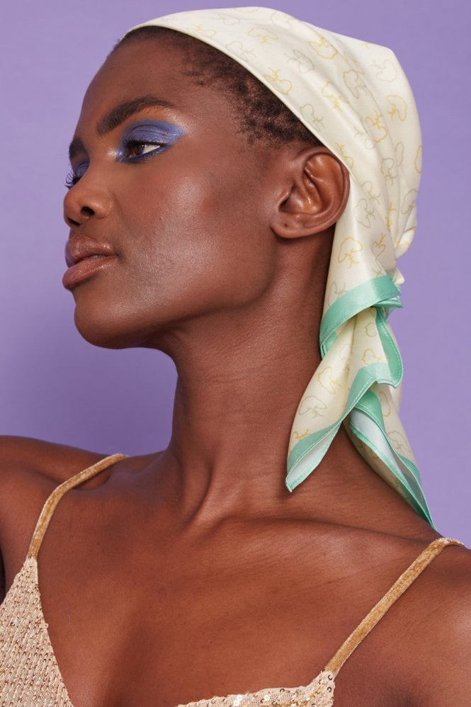 JAYLEY ***FREE with orders over £100***White and Blue Abstract Silk Scarf